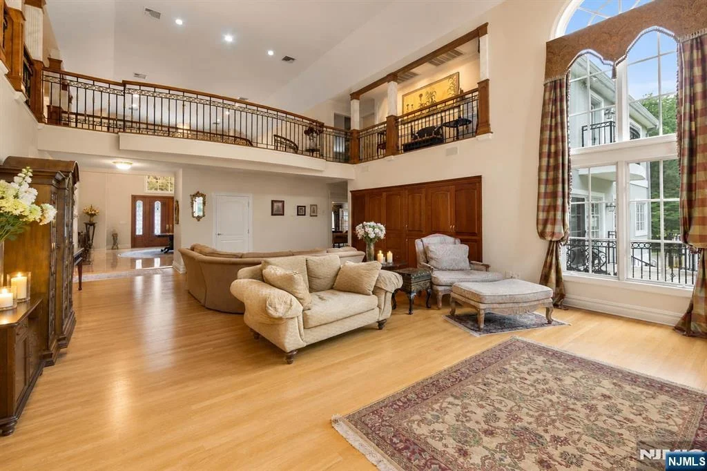 Photo of 38 Bridle