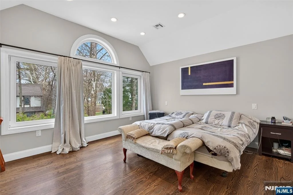 Photo of 577 Grenville