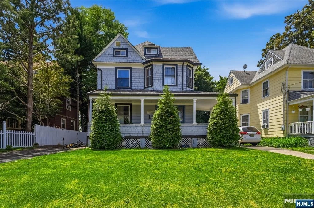 Photo of 283 Hamilton