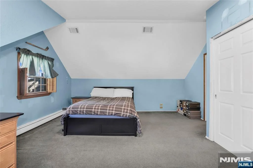 Photo of 114 Lopez