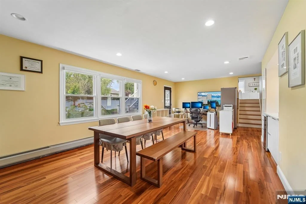 Photo of 12 Manning
