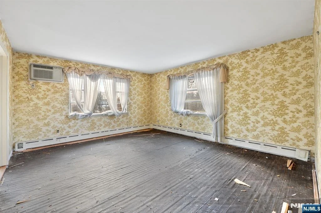 Photo of 20 Hidden Glen
