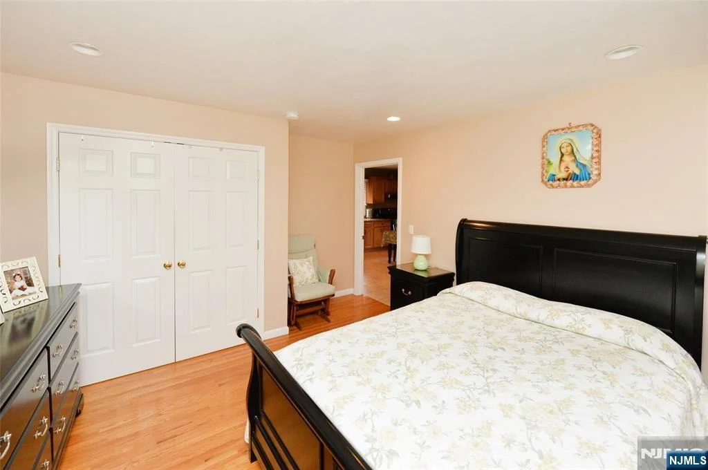 Photo of 120 Corabelle