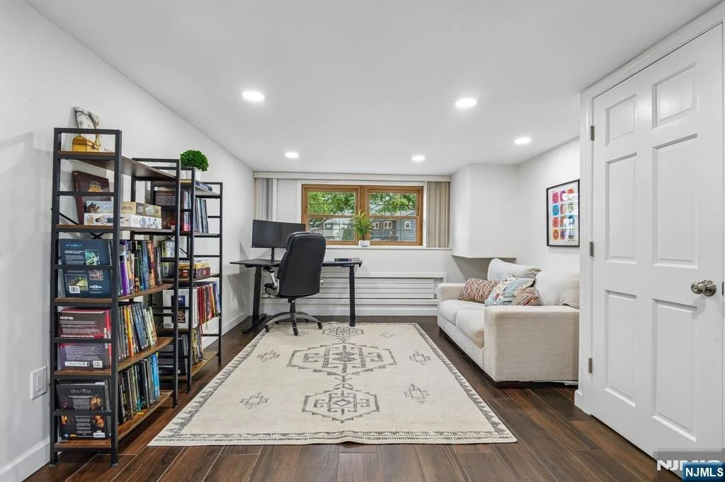 Photo of 49 Skyview