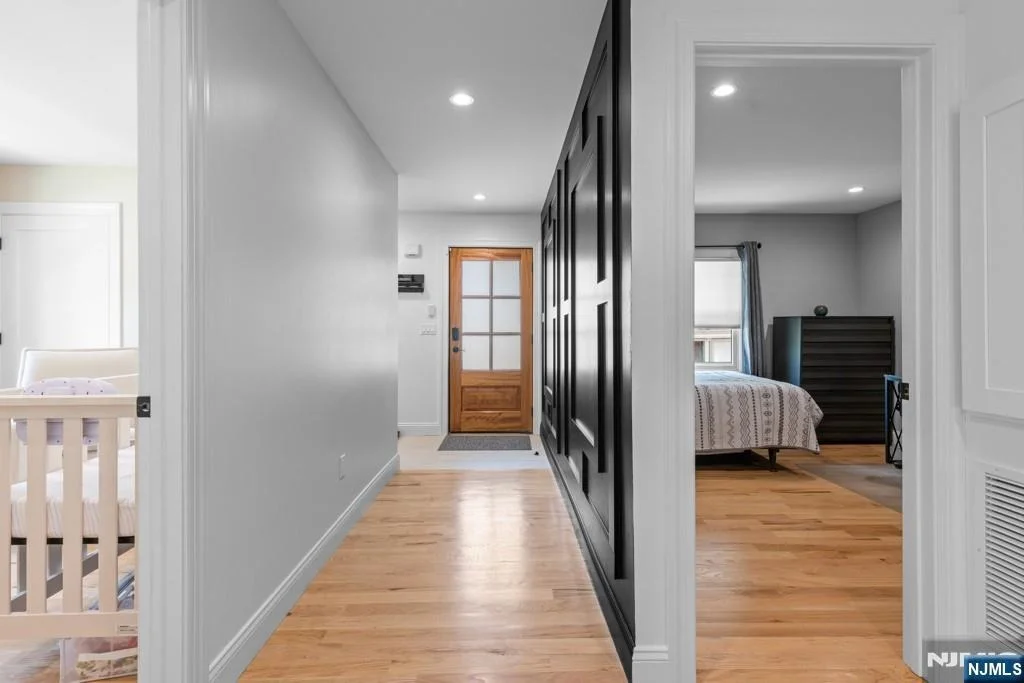 Photo of 385 Copeland