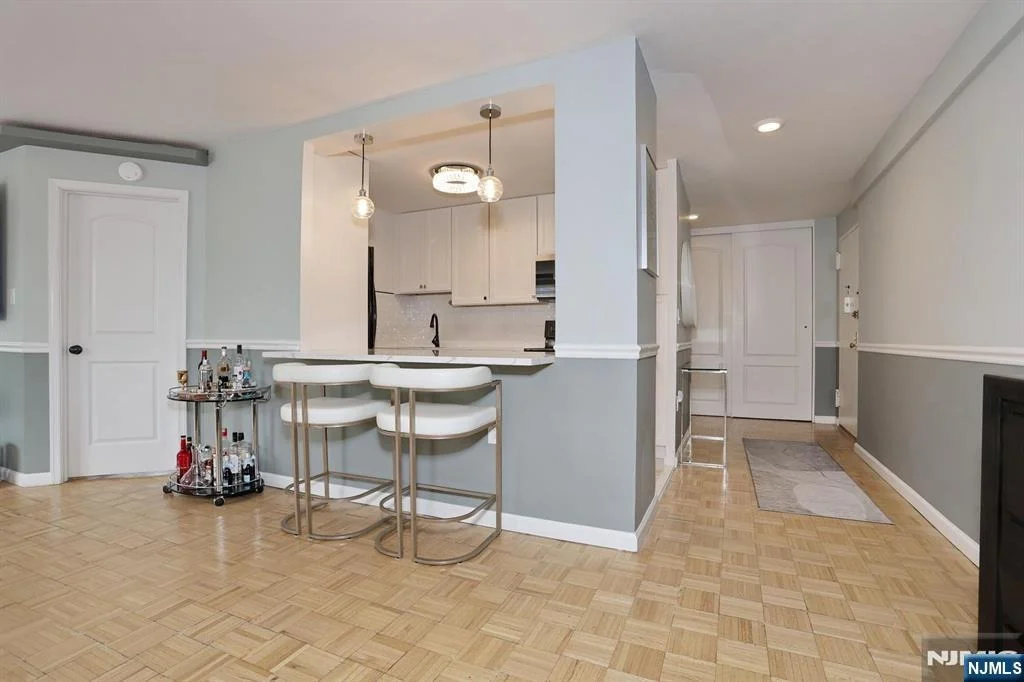 Photo of 301 Beech