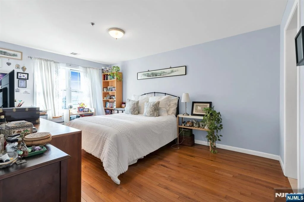 Photo of 241 Union