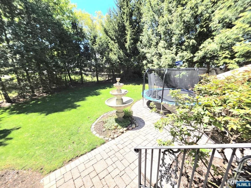 Photo of 335 Bullard