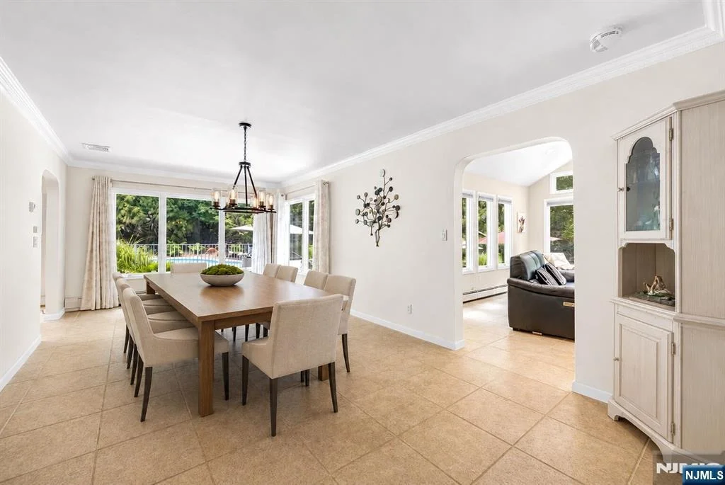 Photo of 9 Pinehill