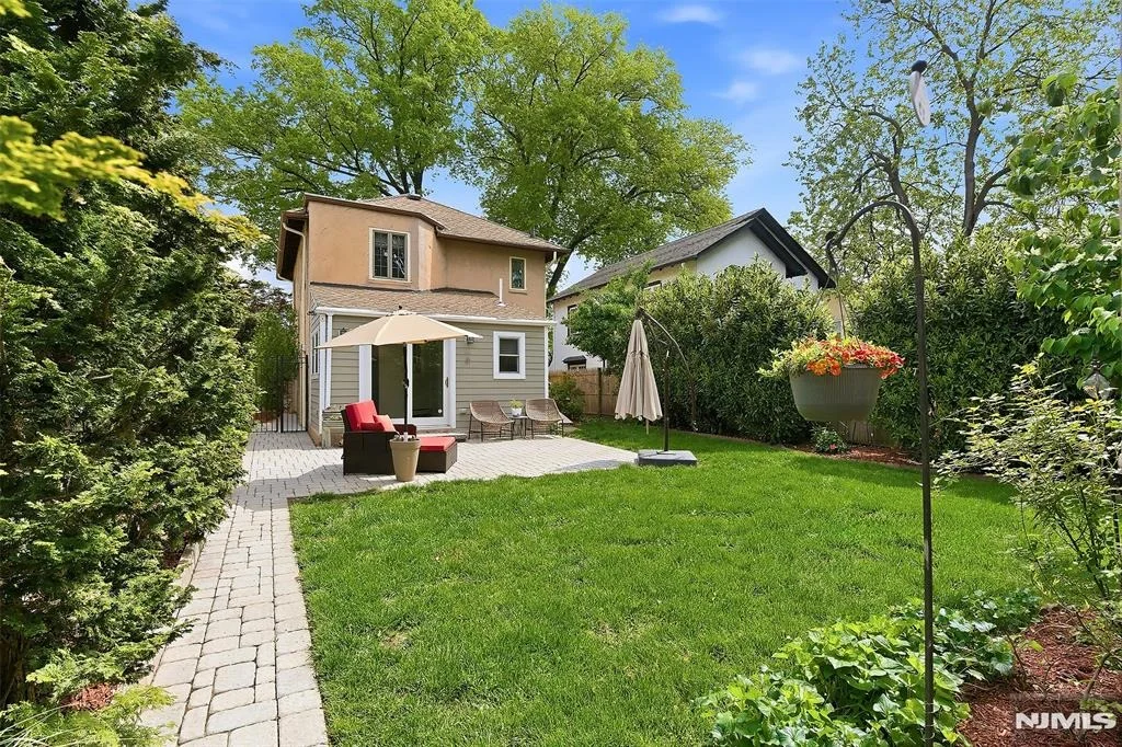 Photo of 31 Martin