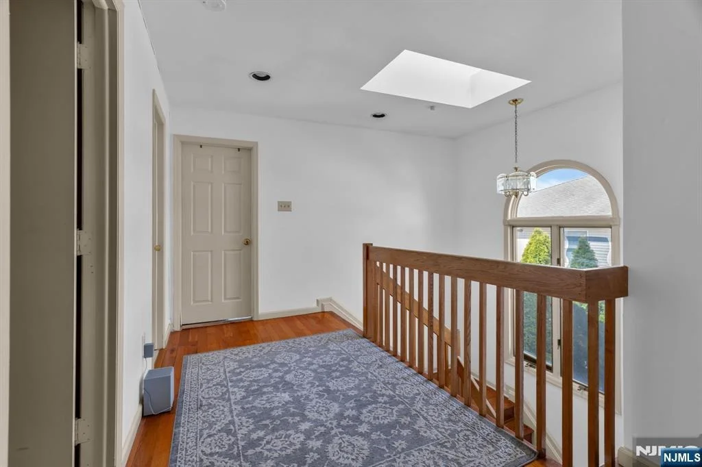 Photo of 266 Garibaldi