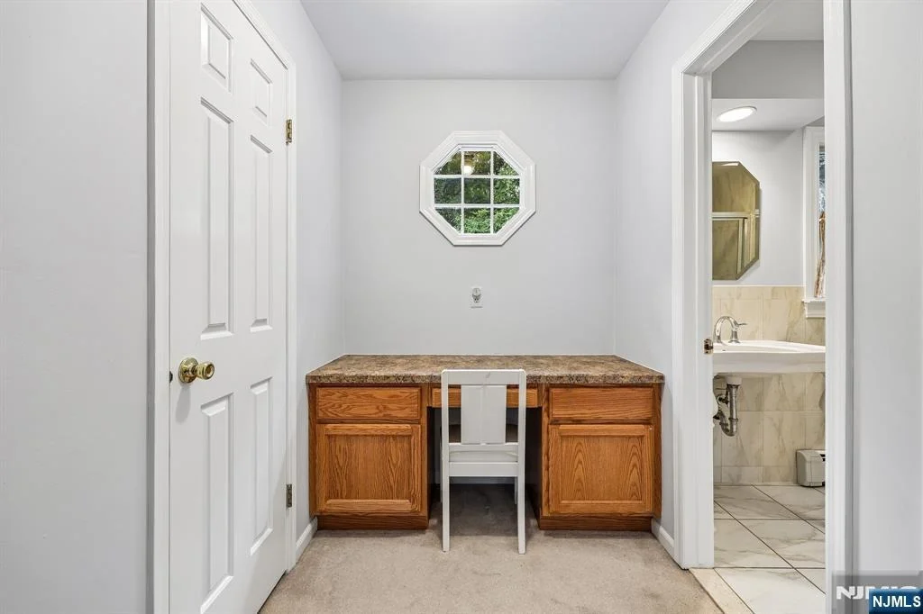 Photo of 12 Hemlock