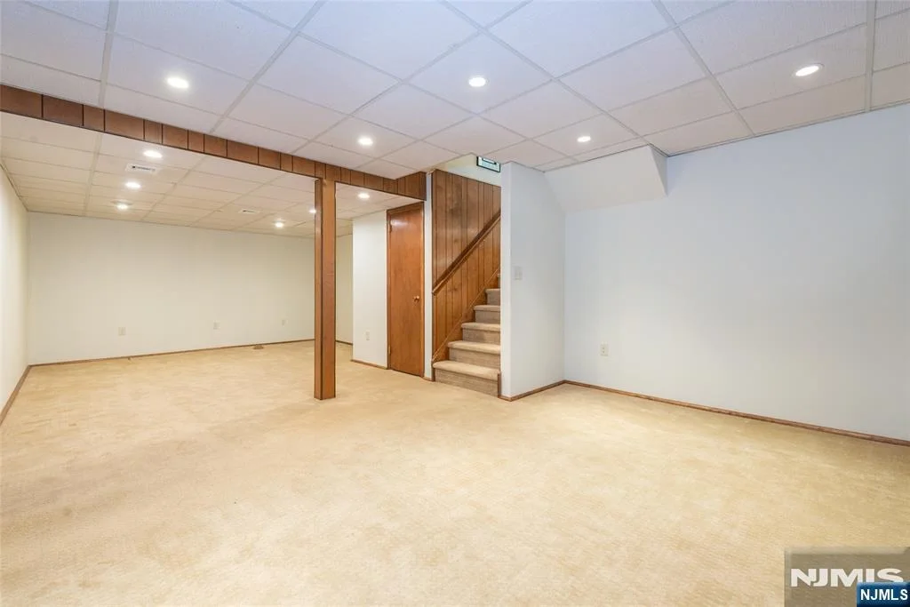 Photo of 182 Ridge