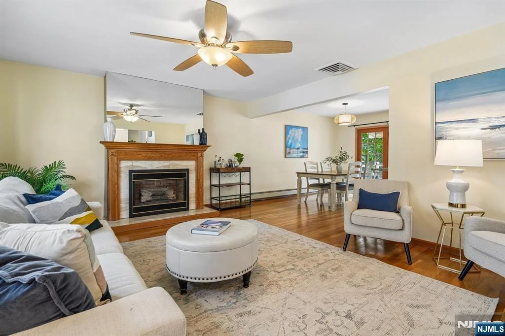 Photo of 49 Skyview