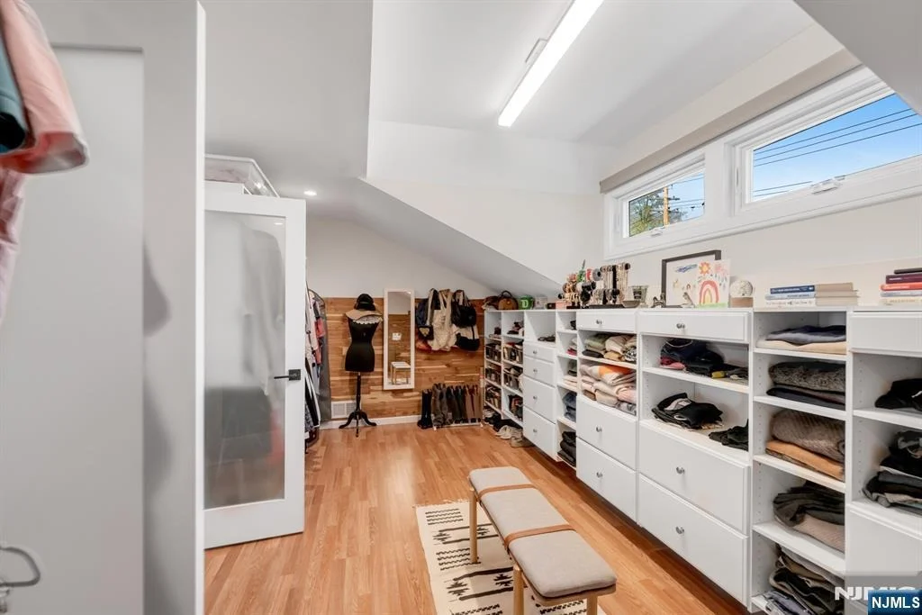 Photo of 433 Piermont