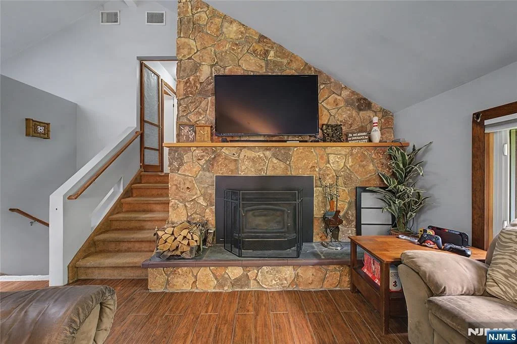 Photo of 451 W Brook