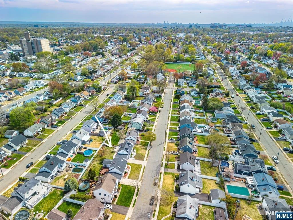 Photo of 40 South