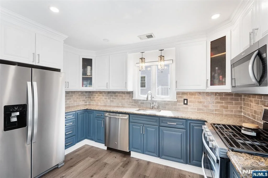 Photo of 33 Beverly