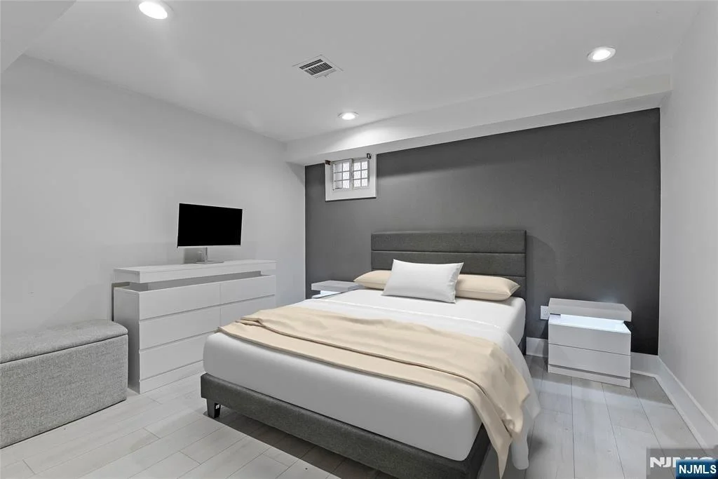 Photo of 449 Park