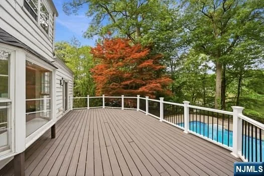 Photo of 376 Lakeview