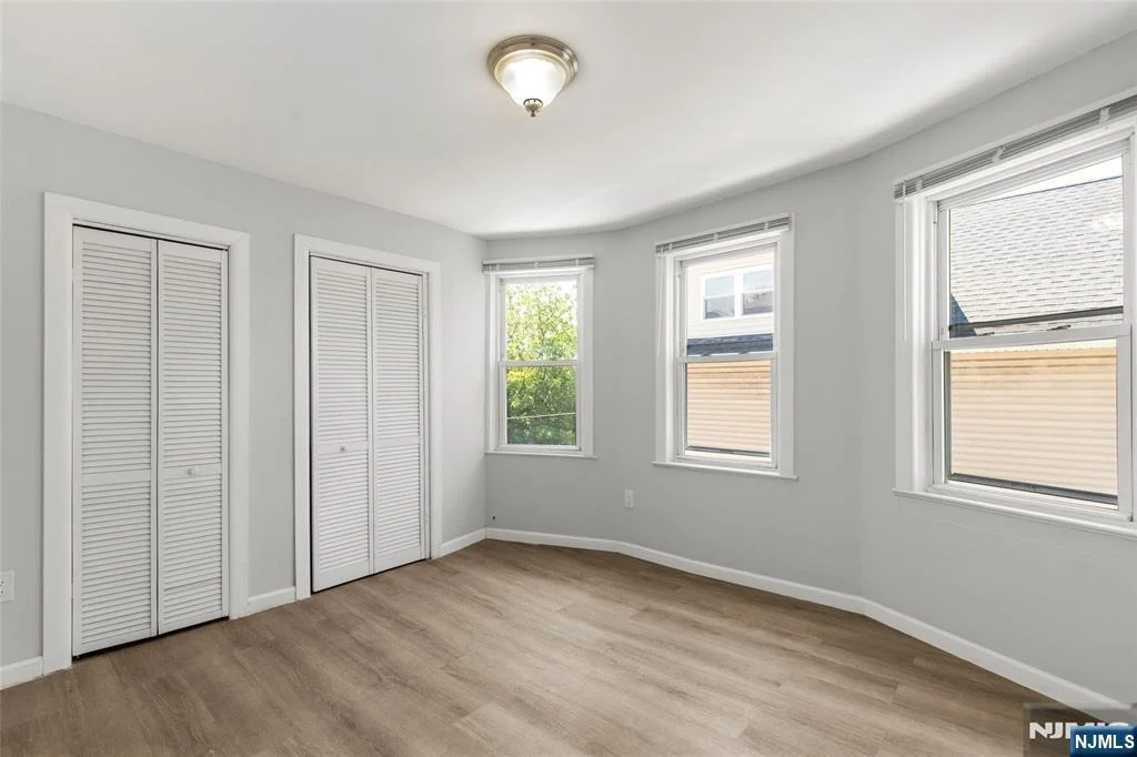 Photo of 40 Teaneck