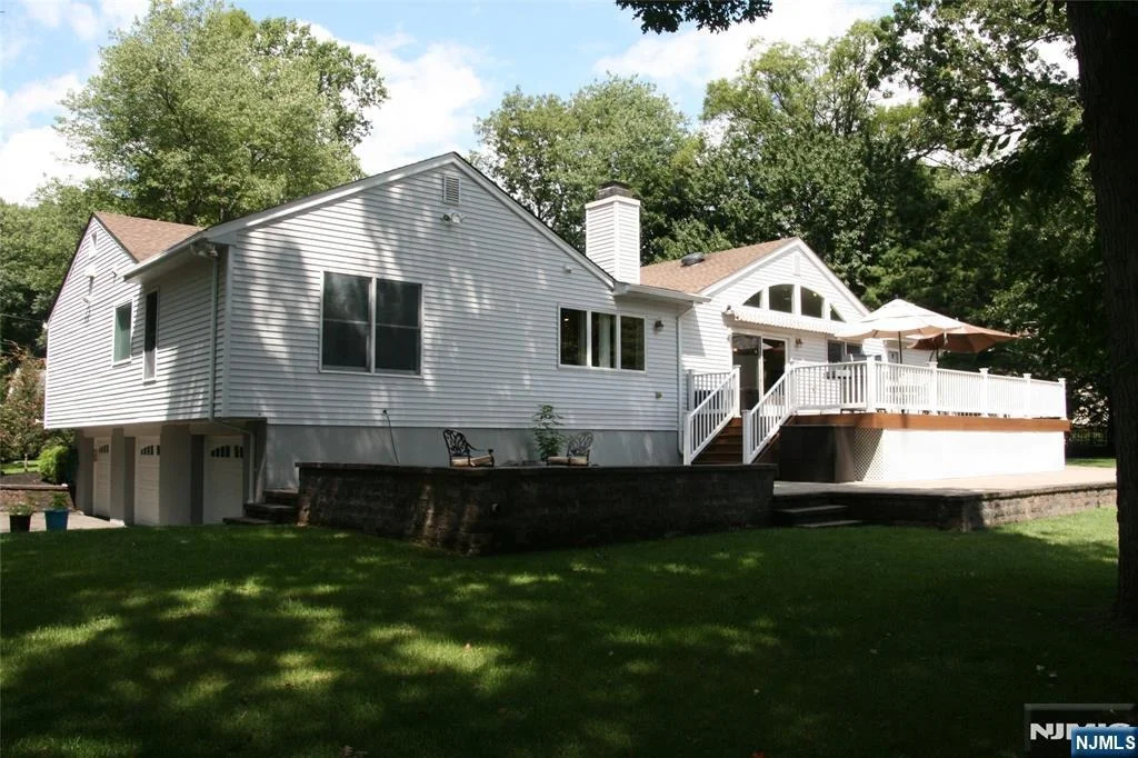 Photo of 452 Glendale