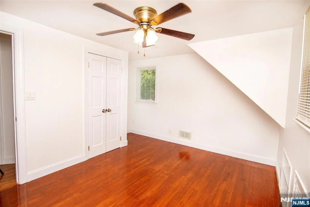 Photo of 352 Billington