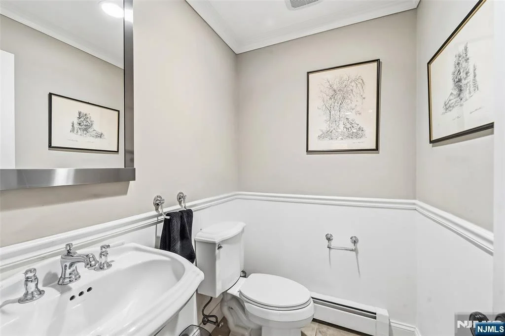 Photo of 27 Pine Hill