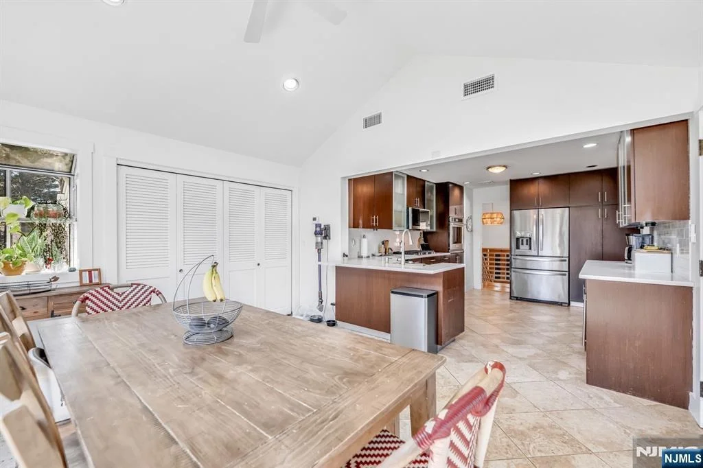 Photo of 408 Chelsea