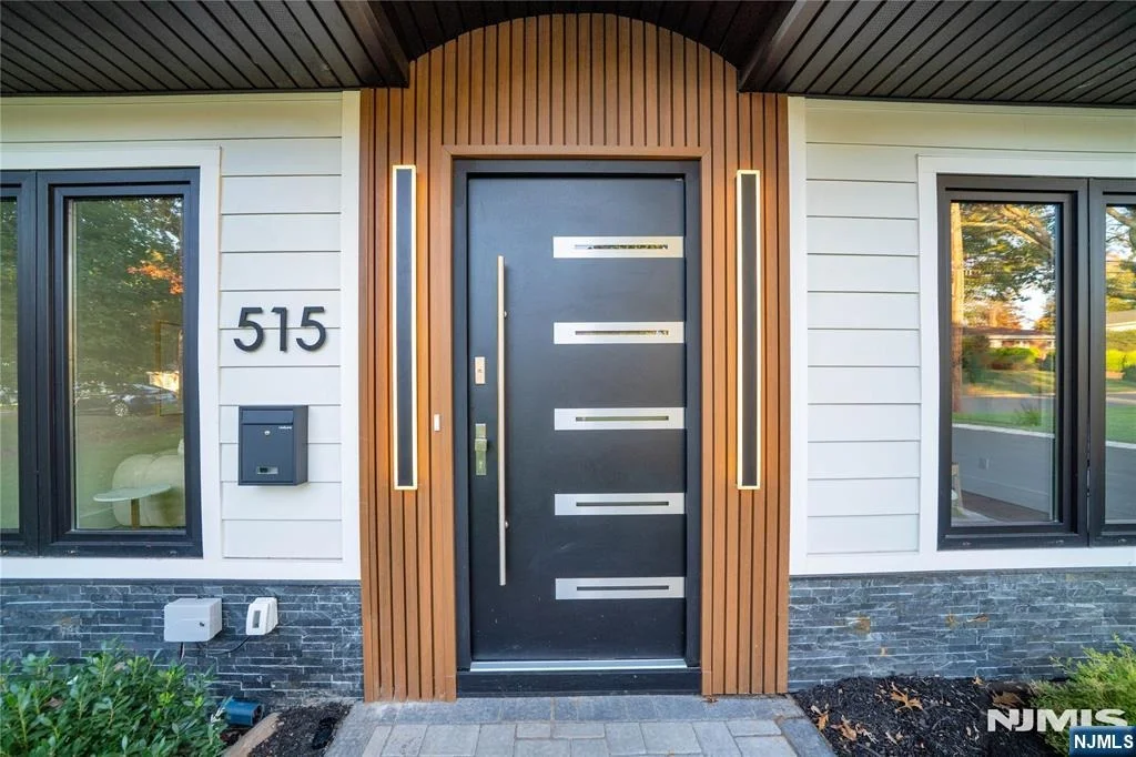 Photo of 515 Salem