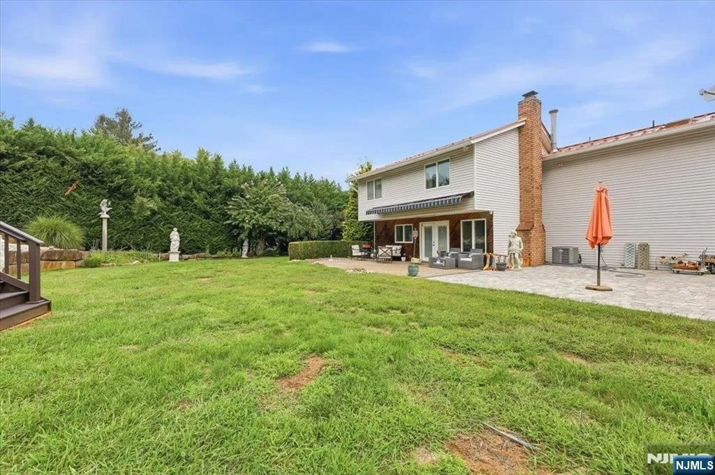 Photo of 19 Hillside