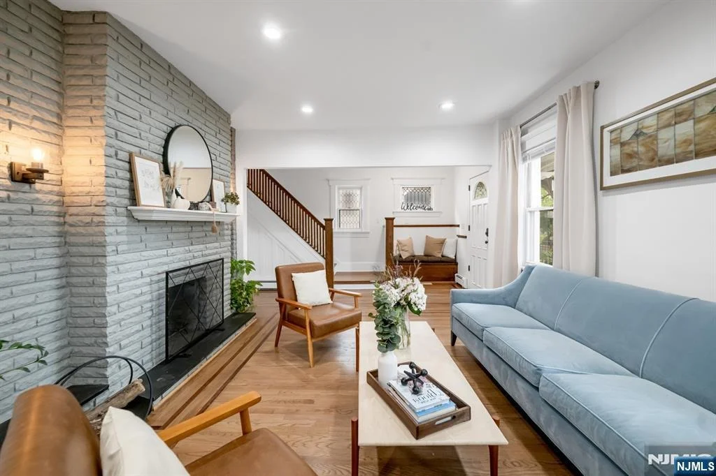 Photo of 49 Walnut