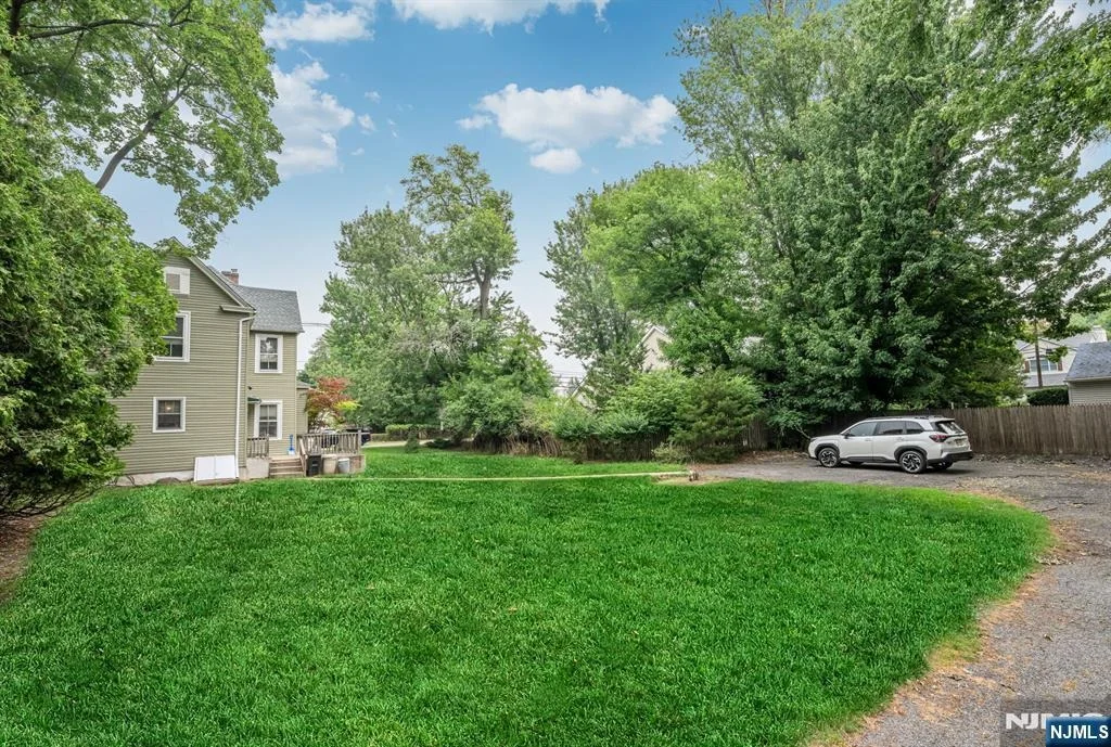 Photo of 7 Hardenburgh