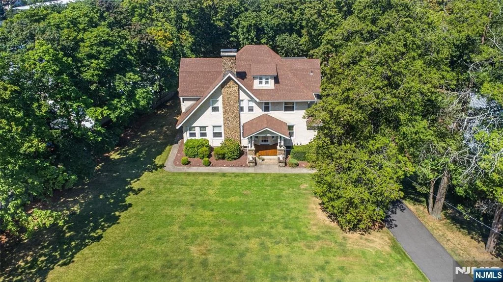 Photo of 11 Hillcrest