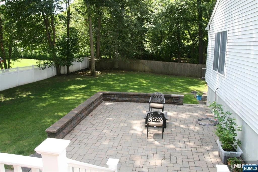 Photo of 452 Glendale