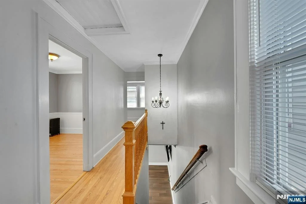 Photo of 595 Forest