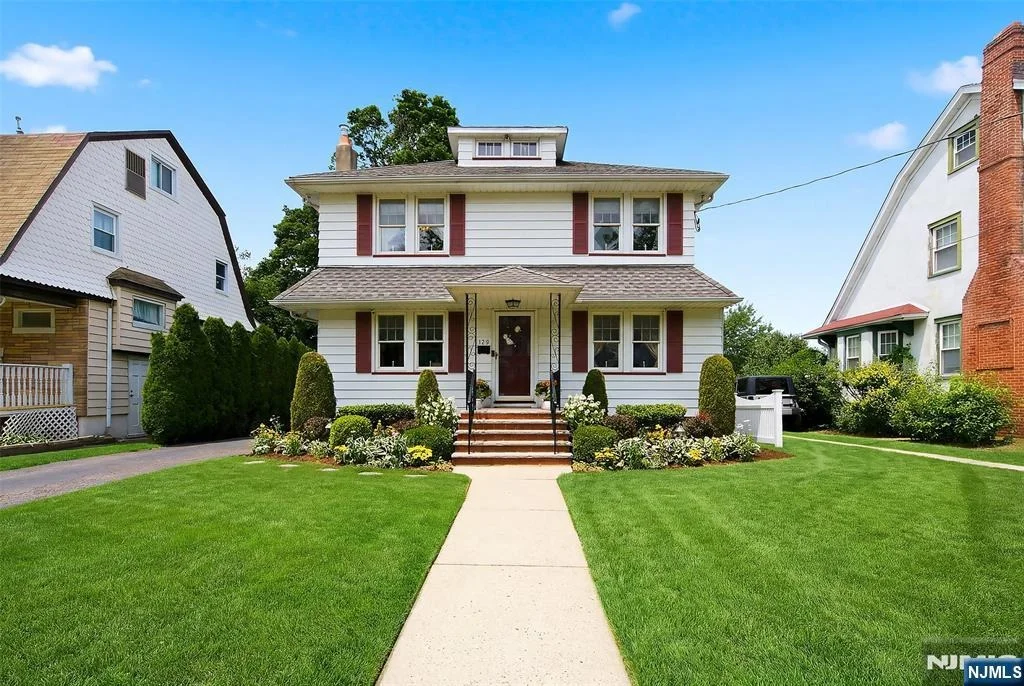 Photo of 156 Larch