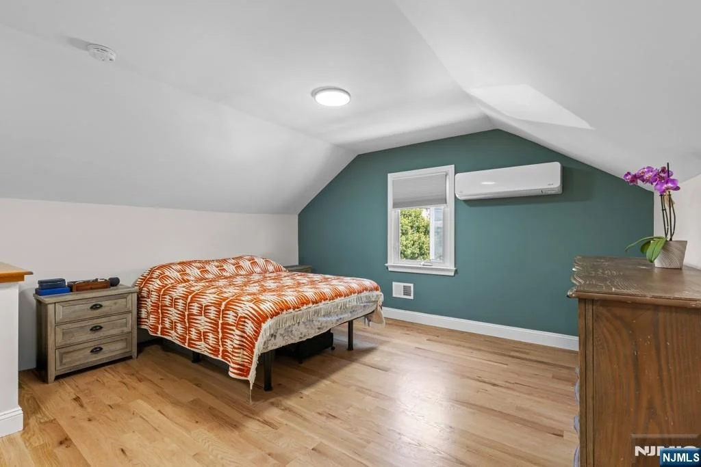 Photo of 385 Copeland