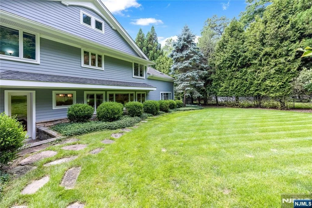 Photo of 9 Pinehill