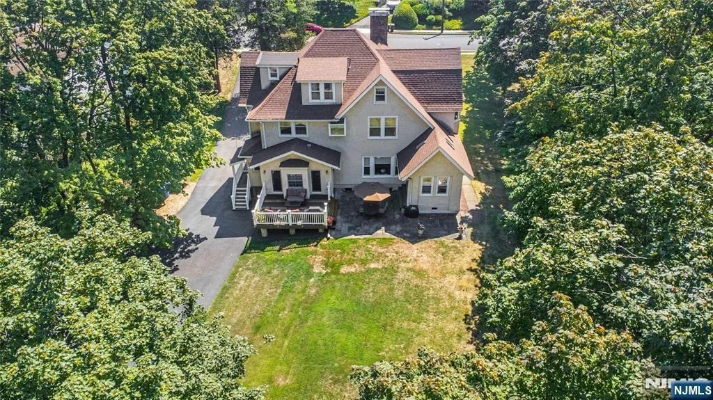 Photo of 11 Hillcrest