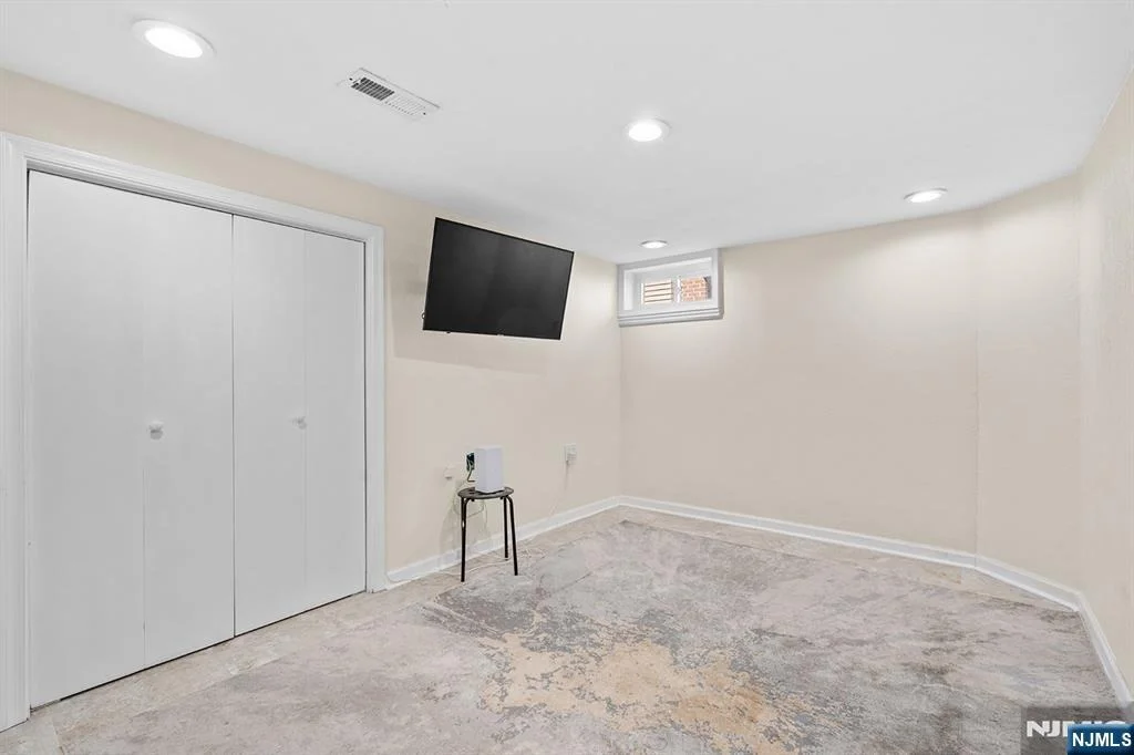 Photo of 71 Wingra