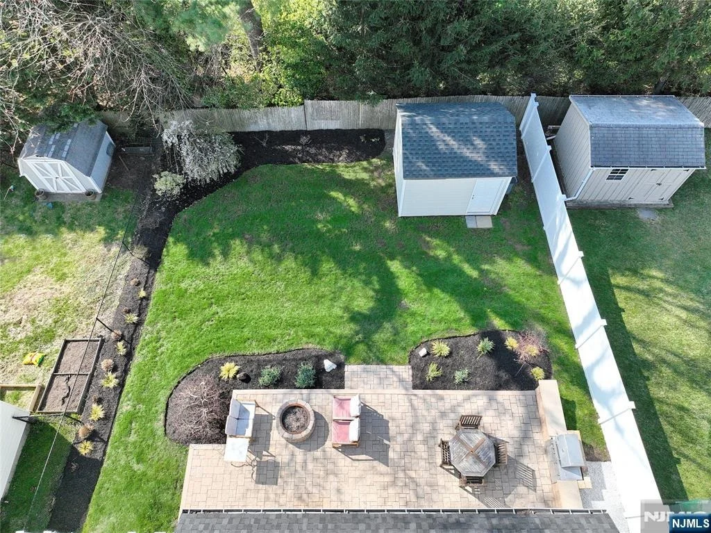 Photo of 34 Charles