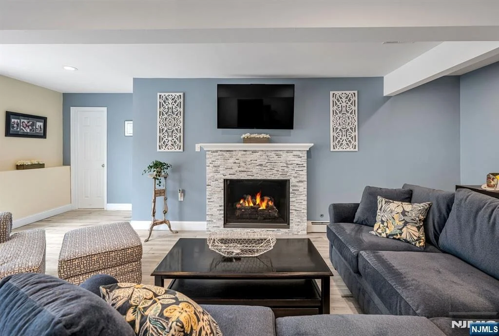 Photo of 14 Aspen