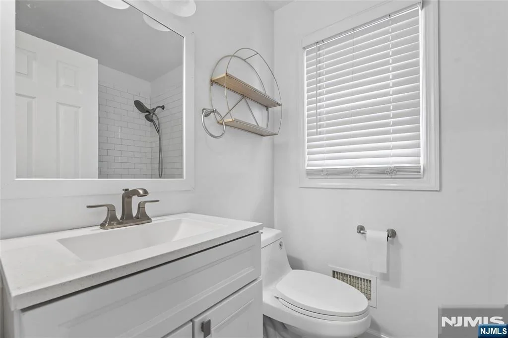 Photo of 707 Chadwick