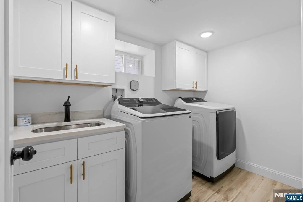 Photo of 385 Copeland