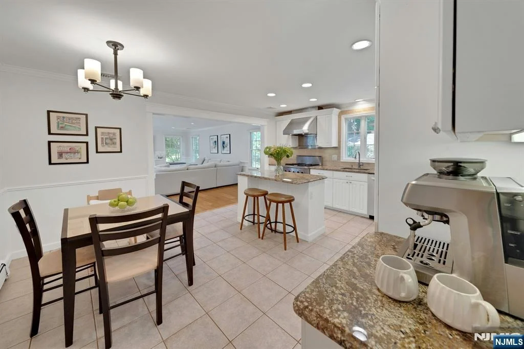 Photo of 140 Boulevard