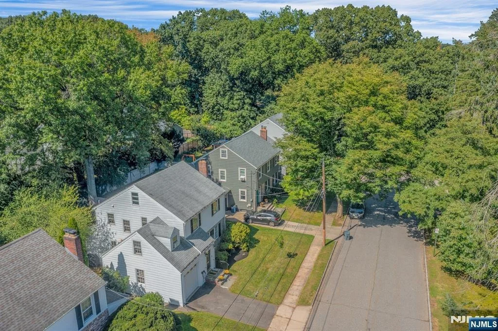 Photo of 26 Whittier