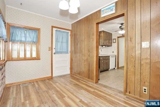 Photo of 405 Terhune