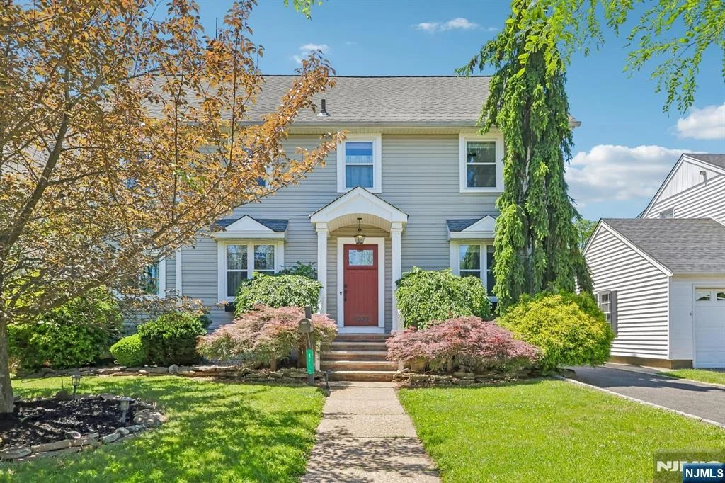 Photo of 1032-1034 Kipling
