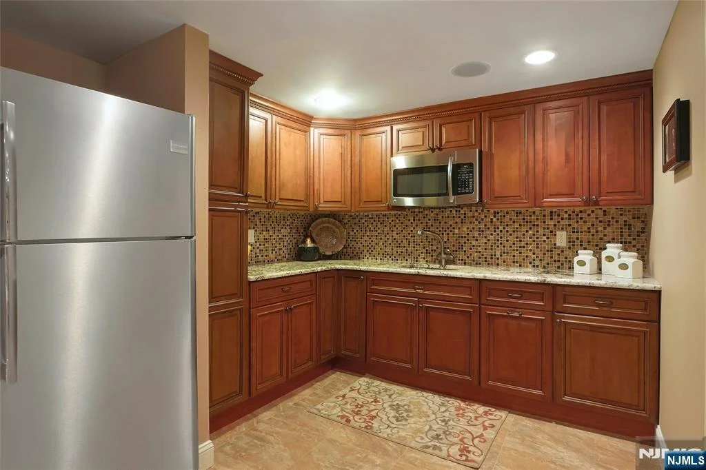 Photo of 457 Devonshire